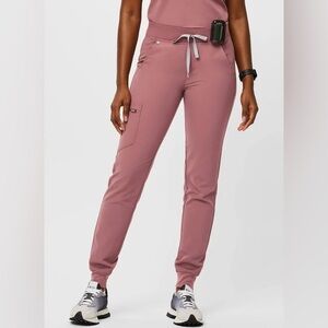Figs Mauve Zamora Jogger Pants • Medium